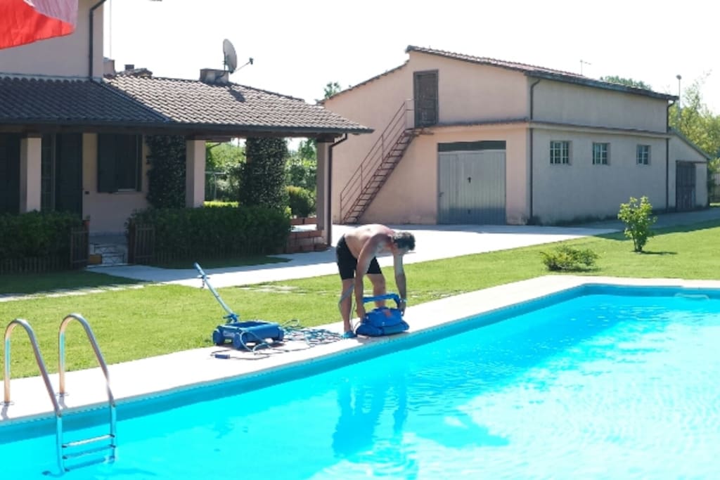 La piscina.
