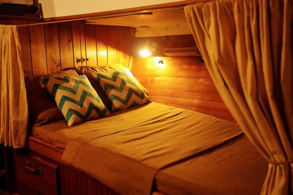Double Cabin