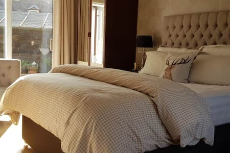 Highland Guest Suite