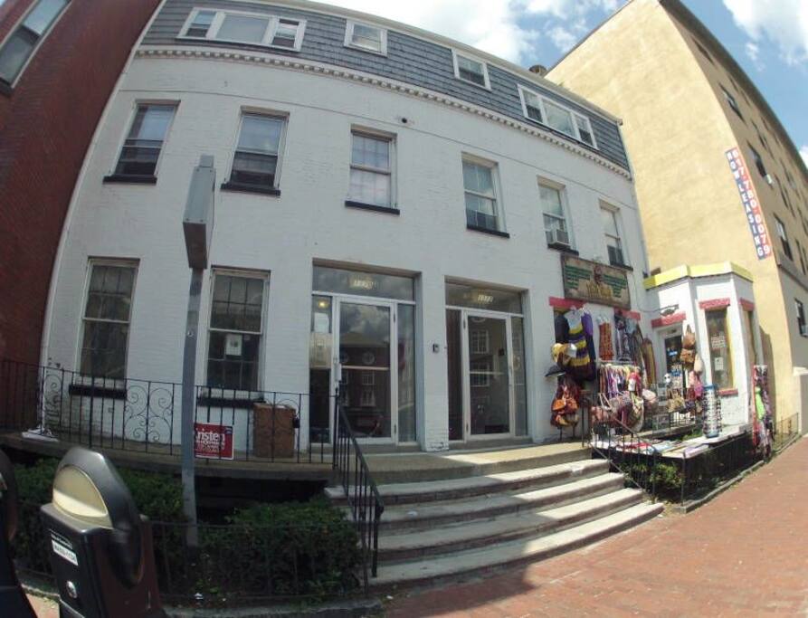In the heart of Harvard Square! Apartments for Rent in Cambridge