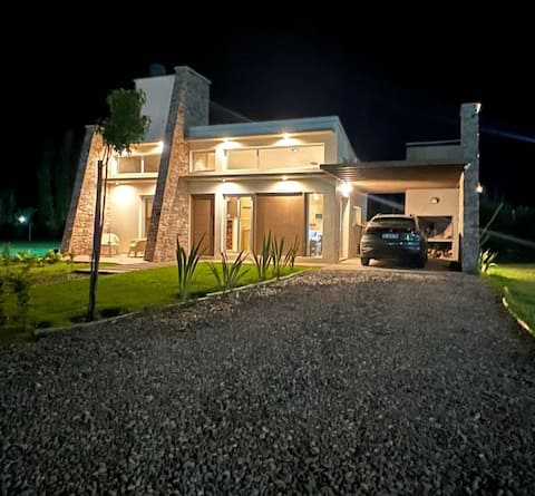 "De Alma Tinta" Bioclimatic Chalet