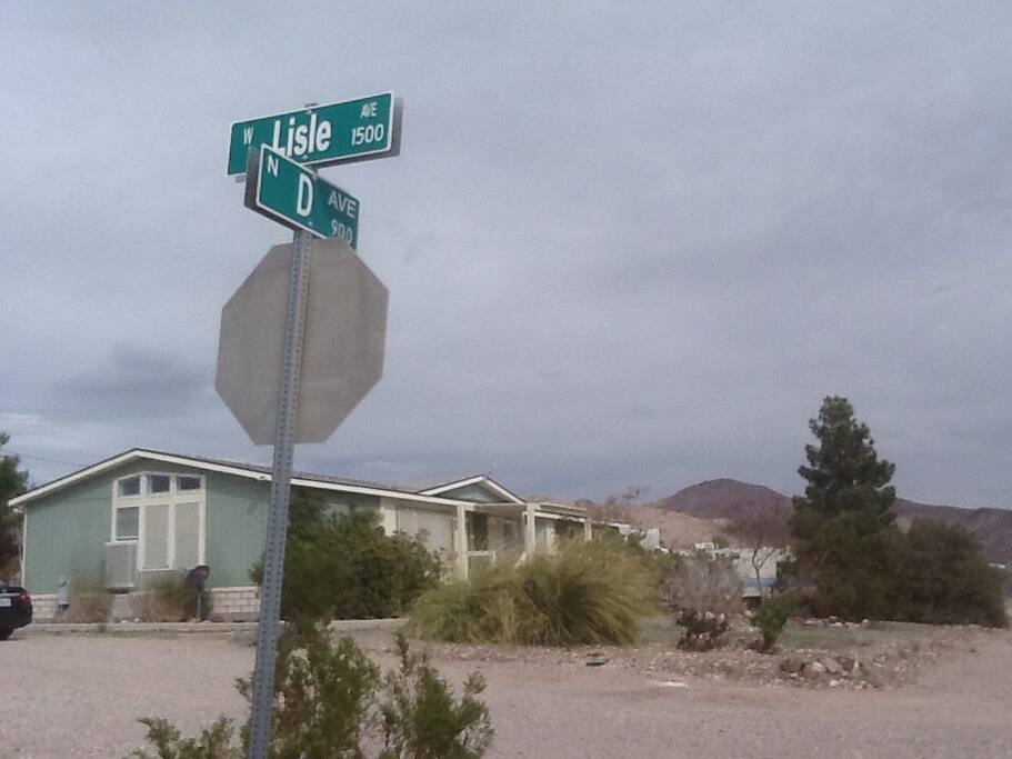 Corner lot with great view
