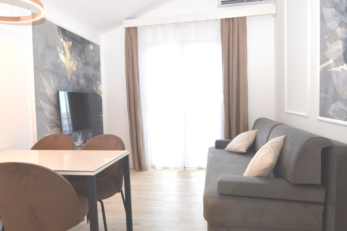 Apartman 8 · Apartment A