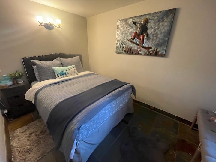 Vkĺznite do pokojnej noci po dni plnom hrania alebo dňa jazdy. 