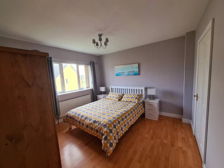 Bundoran Seaside Stays-500m to town, 900m to beach