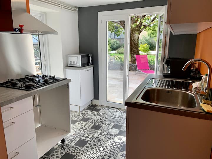 Studio Indépendant Cosy - Piscine - Pet Friendly - Brive-la-Gaillarde