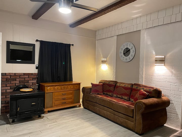 Delightful 4-bedroom Cabin With Hot Tub - Ruidoso, NM
