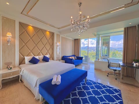 Diamond Deluxe Jacuzzi Suite | Art Deco |near Dago