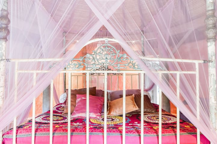 غرفة النوم 2