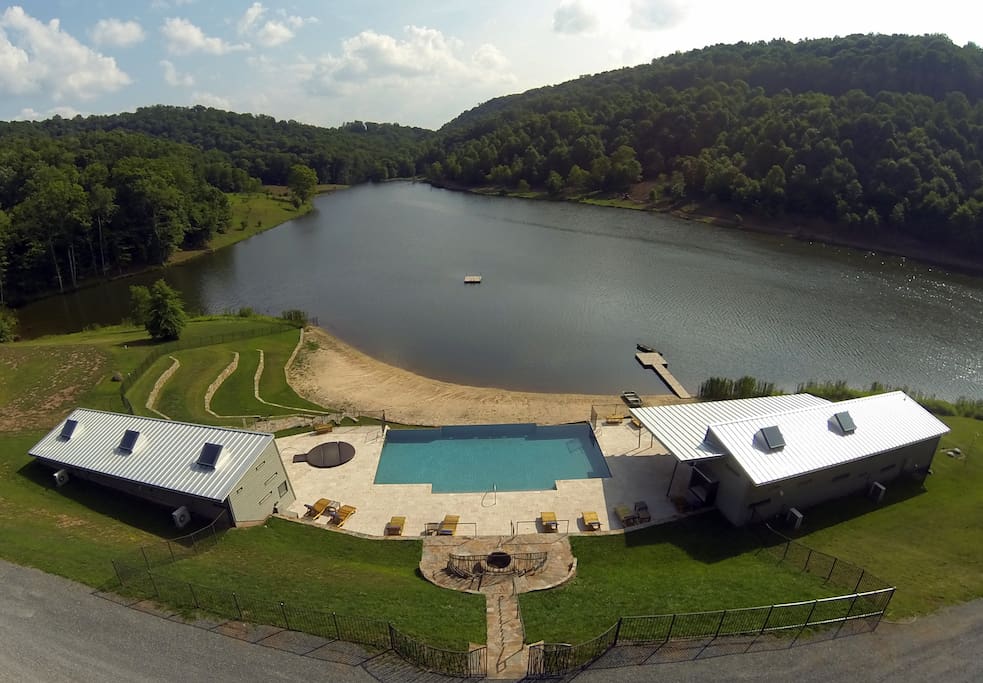 Dawson Lake contemporary mountain home & estate - Houses for Rent in