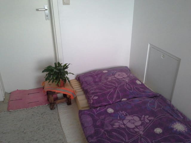 Stuttgart for intrepid minimalist !