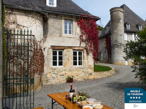 The Lodge of Château de Pouech