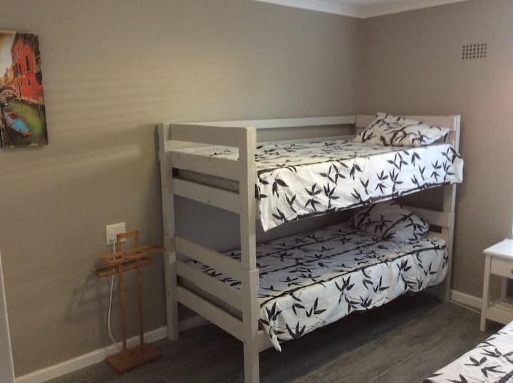 Bottom Unit, 2nd Bedroom with double bed