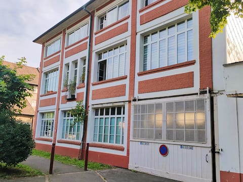 Industrial F3 
Appartement