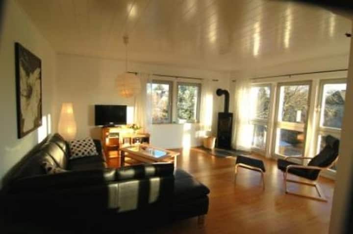 Luxus-apartment Elblust Blick Zur Elbe Mit Loggia - Wedel