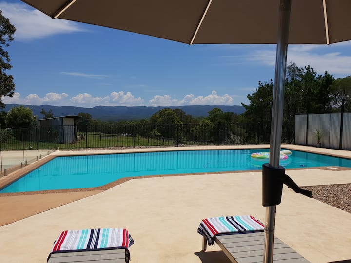 KURRAJONG Mountain View Retreat...beautiful Guesthouses for Rent in