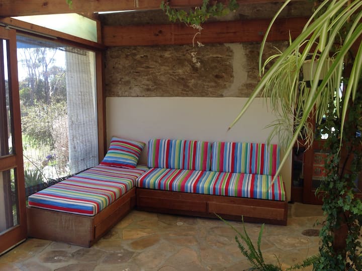 Kangaroo Island Cottage, Walk To The Beach - Penneshaw