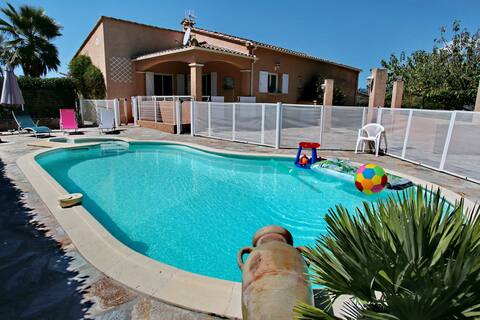 Di Felicita - Villa with pool and close to beach