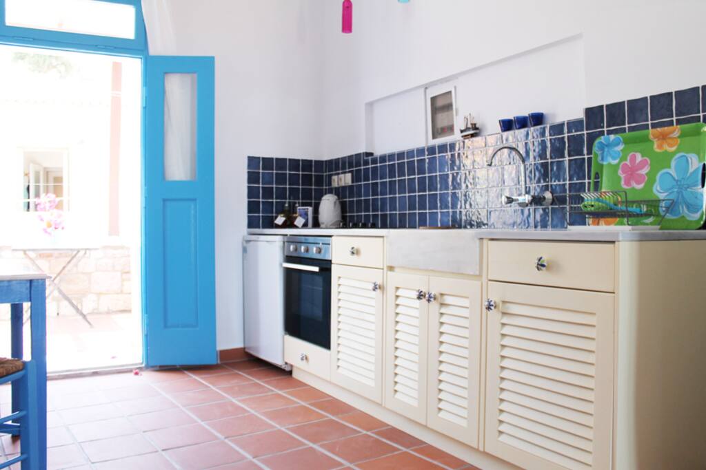 Well equipped kitchen