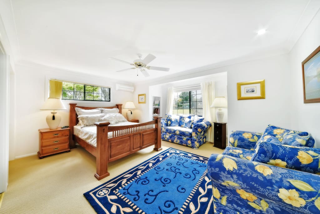 Robinson Queen Bedroom