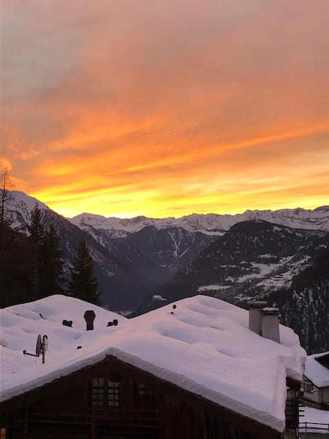 Top Airbnb: Ski-in ski-out flat with great view,next to Medran in Val De Bagnes
