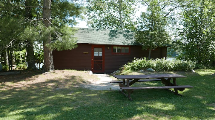 Sunrise Cabin - Grey Wolf Lodge - 2 bedroom - Cabins for Rent in Orr