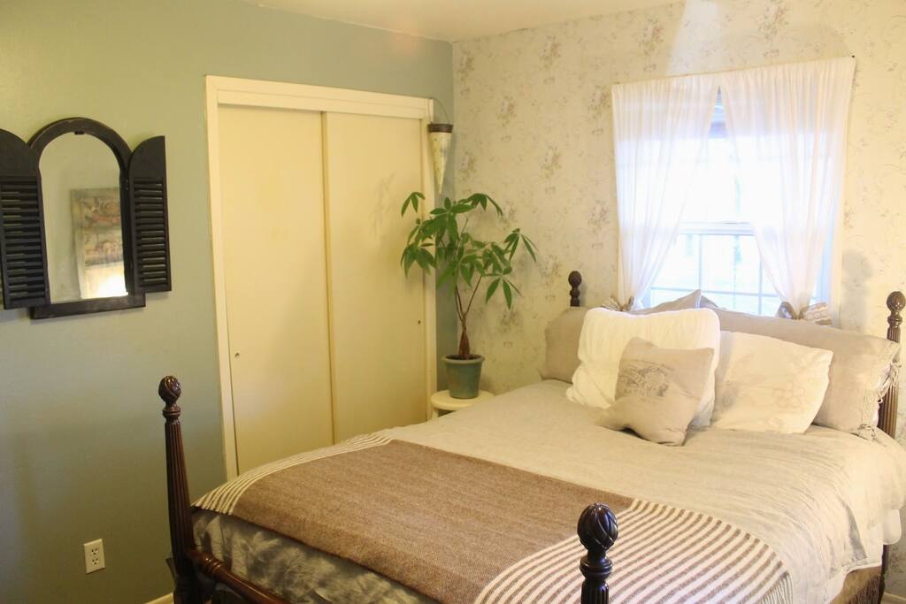 Farmhouse chic decor makes for a warm and cozy experience