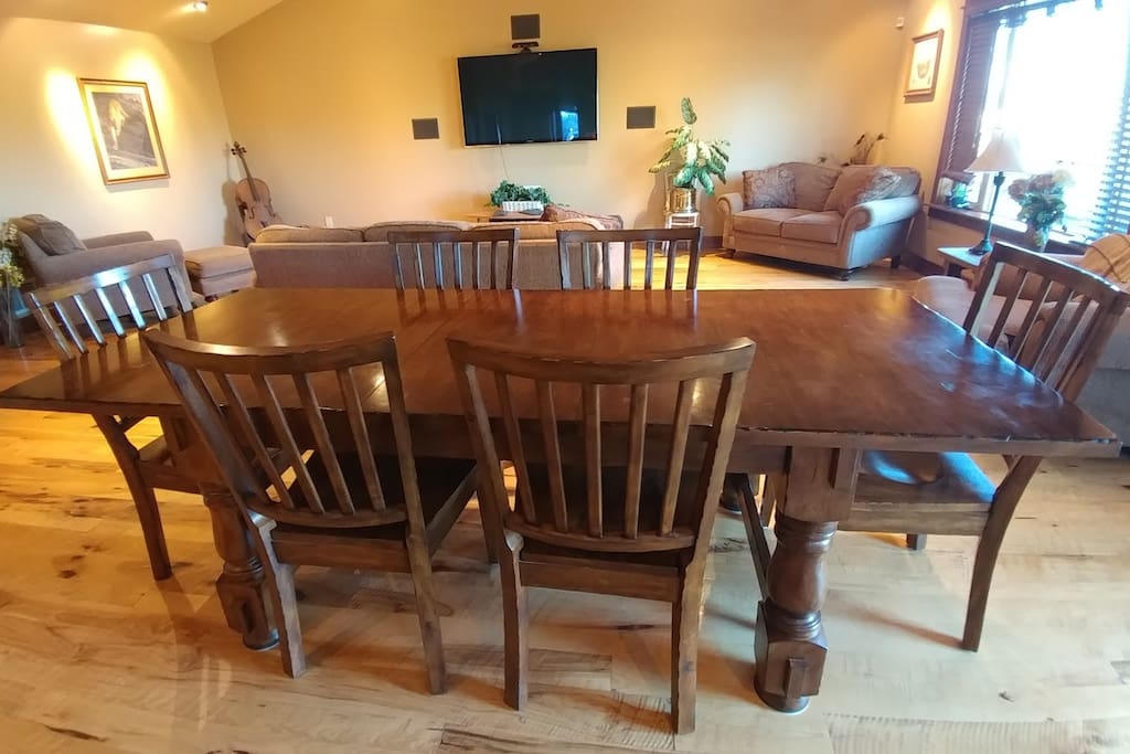 Dining room available for guest use