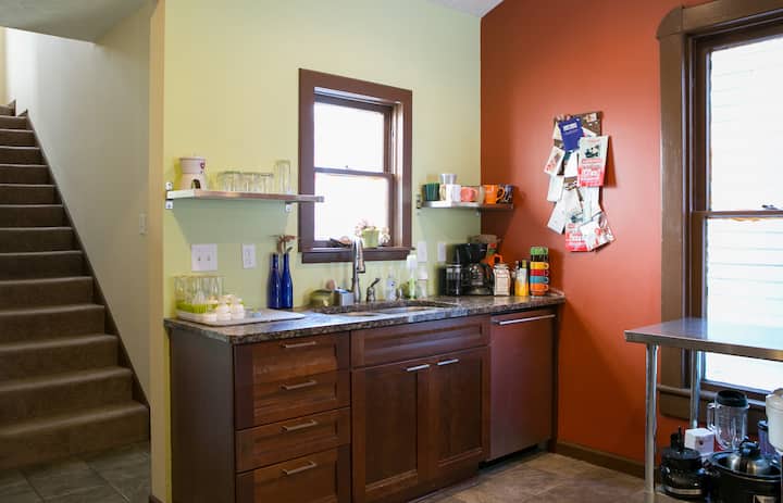 Dtown Private Room-bath-and Balcony - Kota
