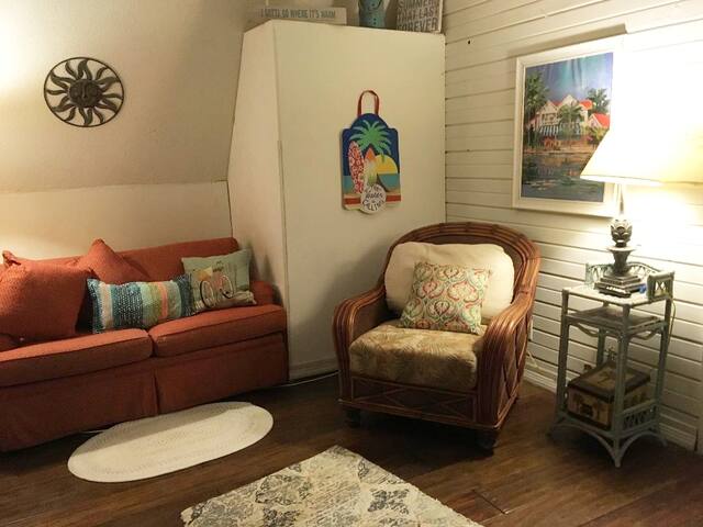 4 blks 2 toes in sand/ocean-front