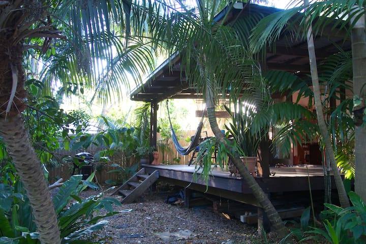 Noosa Great Location Sunshine Beach Fast WIFI