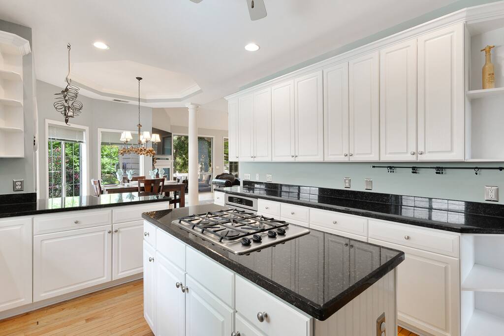 Kitchen 3
