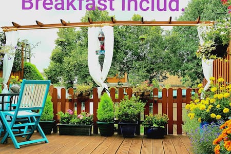 Quiet Room, BREAKFAST INCLUD. Cosy & Friendly Home