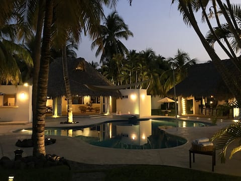 Beautiful lounging house on the beach