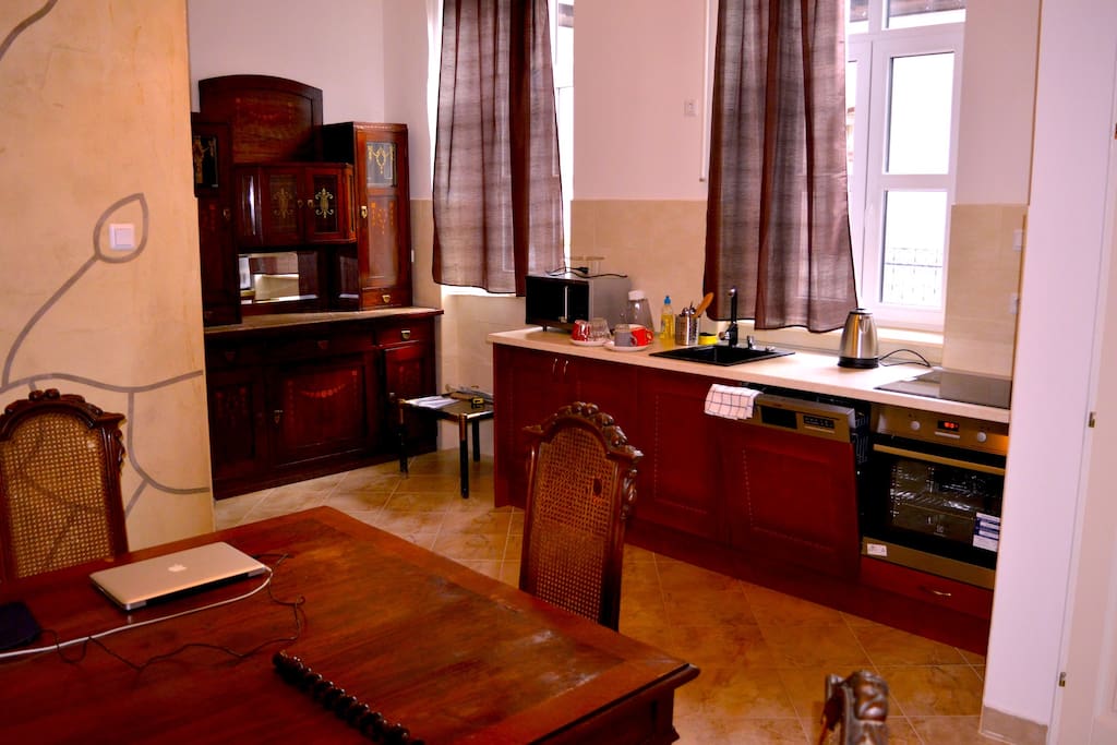 kitchen and dinning room