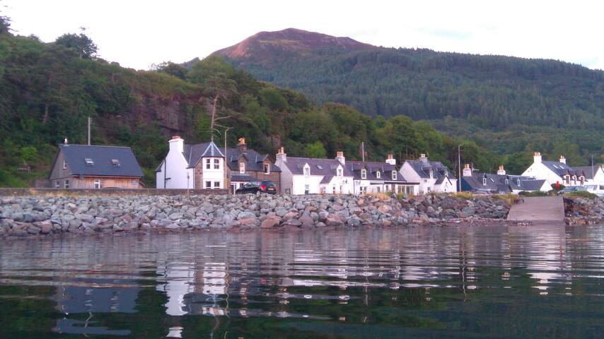 Ceol na Mara , near The Isle of Skye