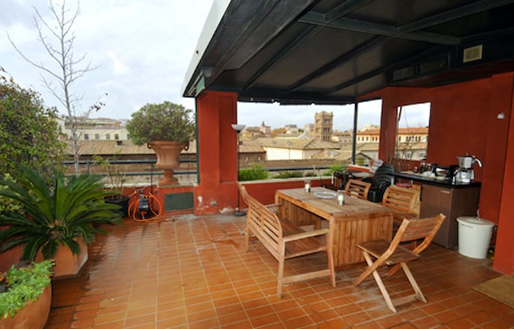 The Historic Nobleman’s Penthouse – 3 bedrooms