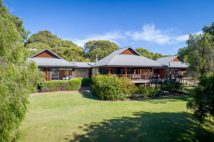 Makesh I Private Properties gallery image 3