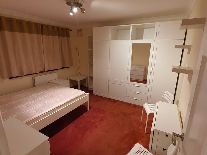 North Wembley Vacation Rentals & Homes North Wembley, North Wembley