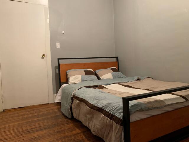 101- Queen Bed FREE WiFi Kitchen Dining Parking