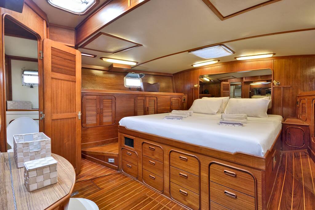Master cabin