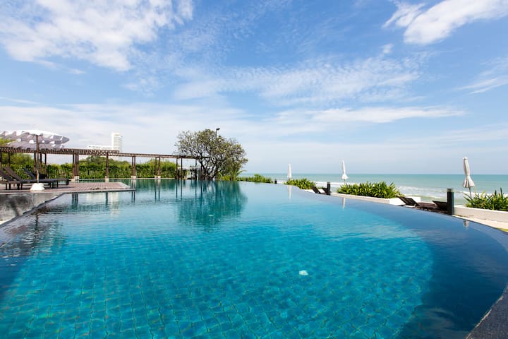 4 Bed Apt PoolVilla@Seaside Resortคอนโดใกล้หาดชะอำ