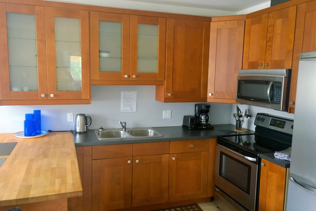 Fully equipped kitchens. 2 bedroom apartment.