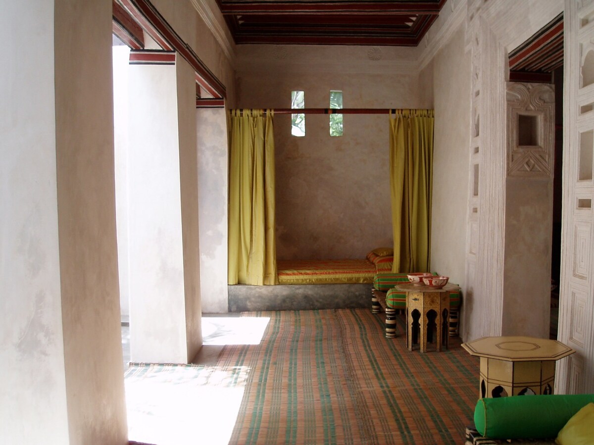 غرفة النوم 2. 