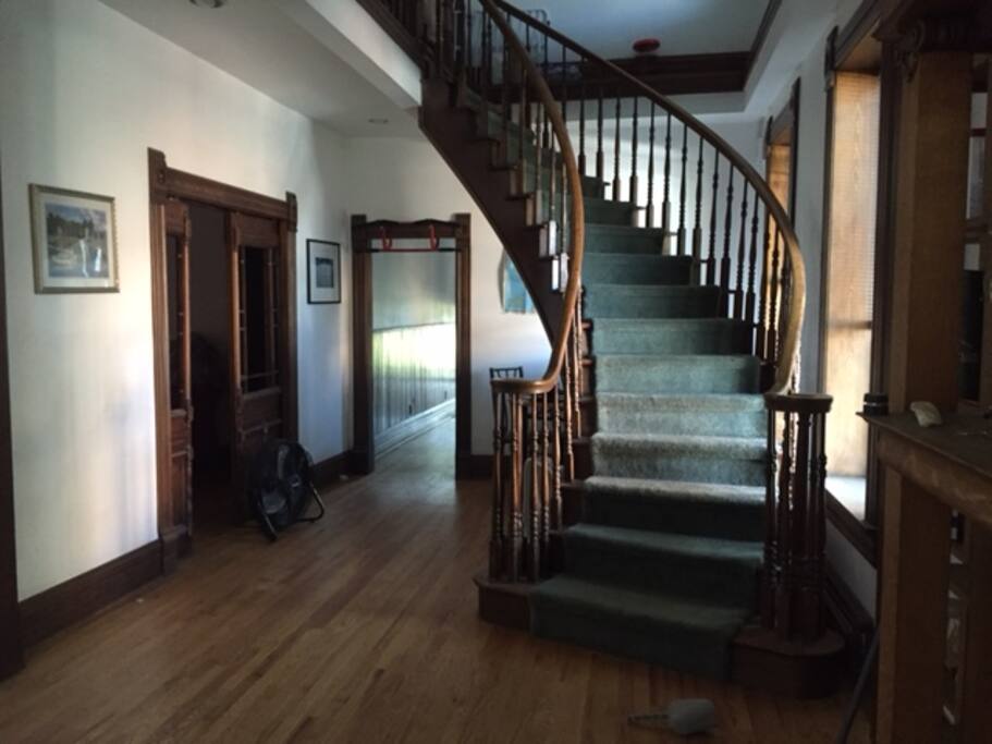 Shared grand entrance. This unit is up the stairs.