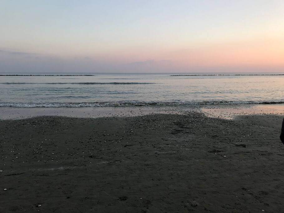 2 min walk to the sea
