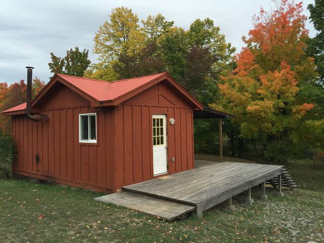 Self contained small cottage