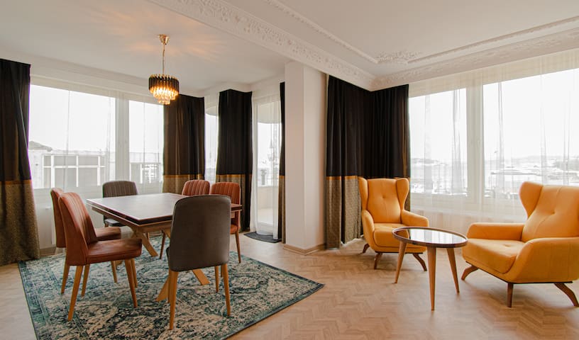 Charming Suite Bosphorus View gallery image 5