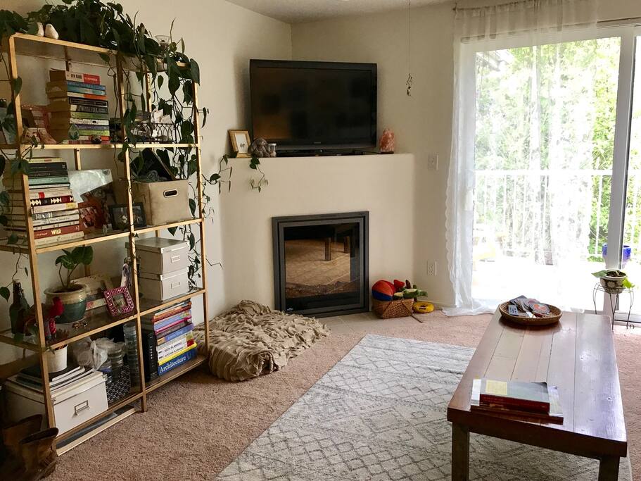 Bright living room with fireplace