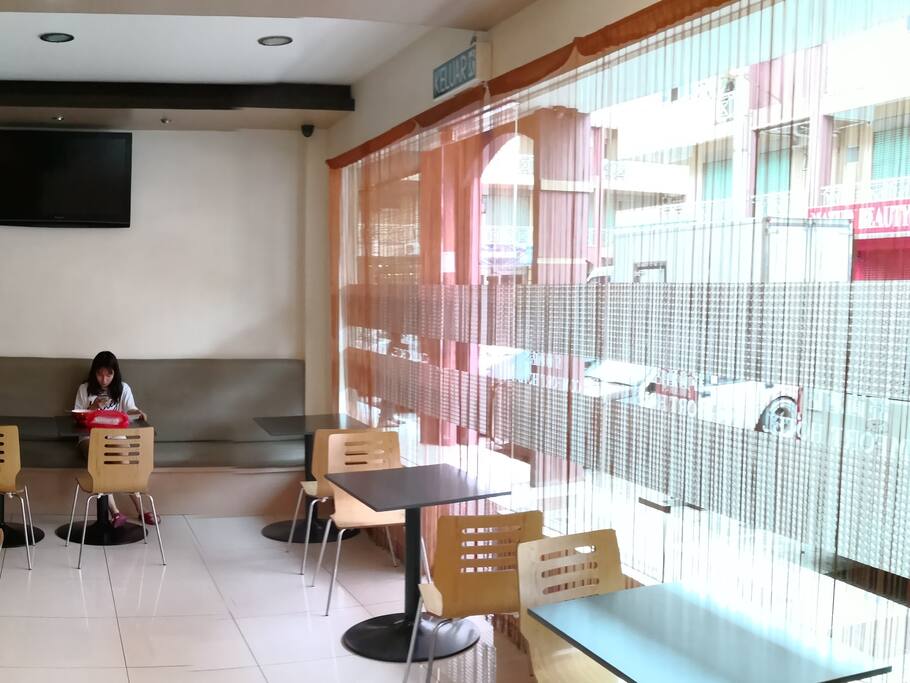 Coffee Lounge